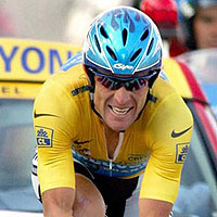 “Lance Armstrong” – derrotó a la enfermedad para después ganar el campeonato mundial de ciclismo